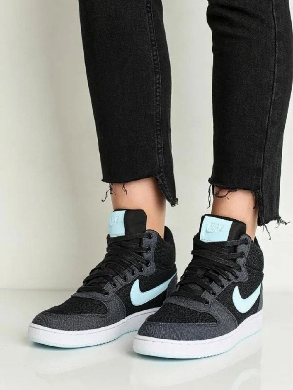 Nike Women's Black Charcoal Copa Mint Green Court Borough Mid Premium Shoes Sz 7